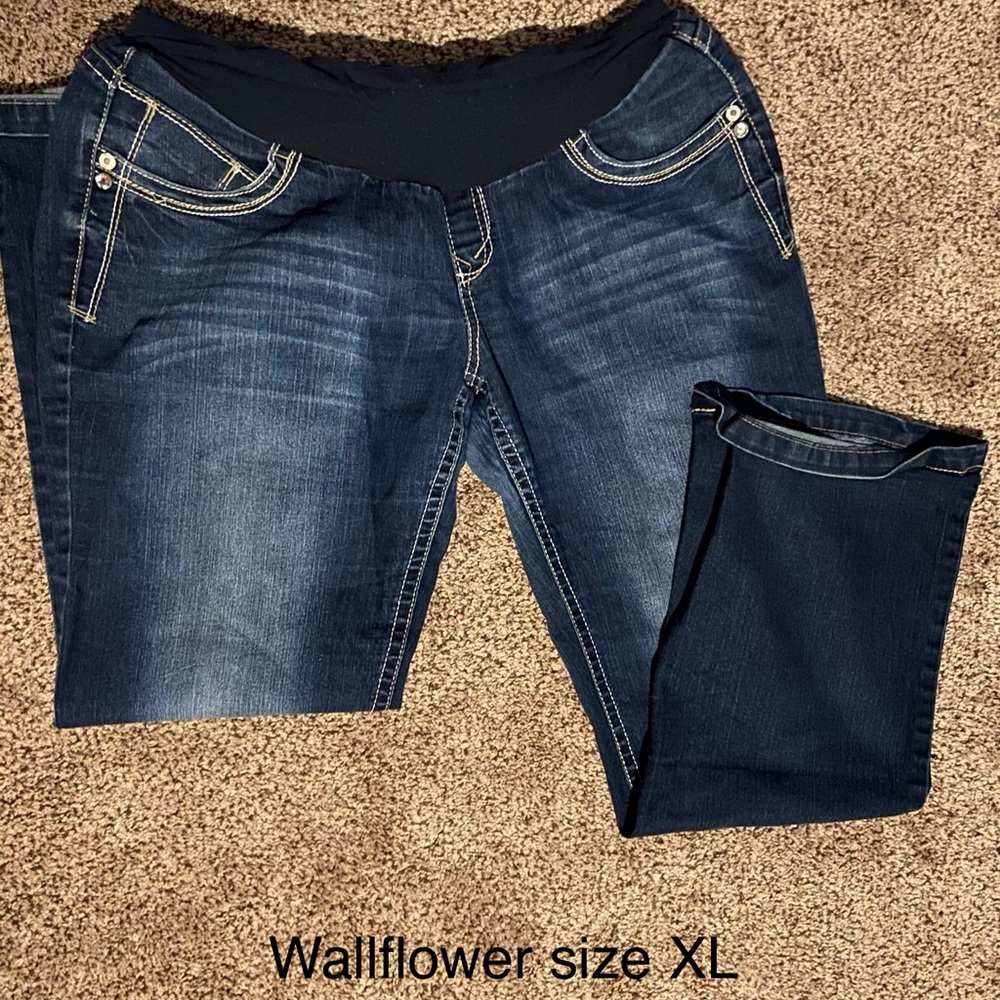 Wallflower maternity jeans